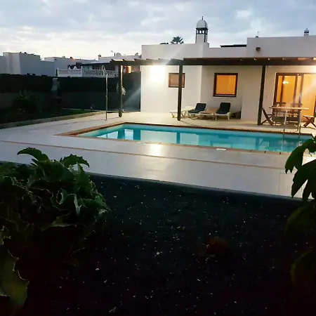 Parque de Campismo Villas Daniamand 34a Playa Blanca (Lanzarote)